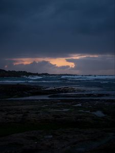 Превью обои побережье, горизонт, море, скалы, облака