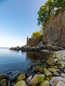 Превью обои побережье, камни, галька, скала, море