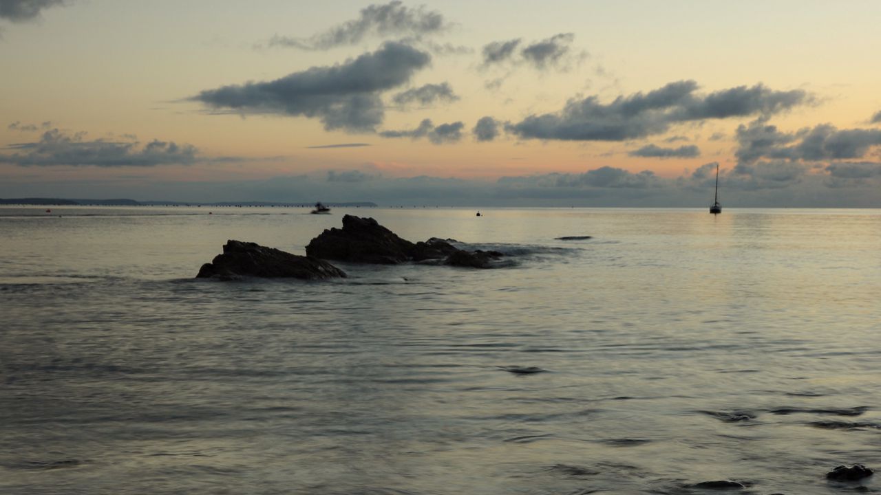 Обои побережье, камни, скала, море, пейзаж