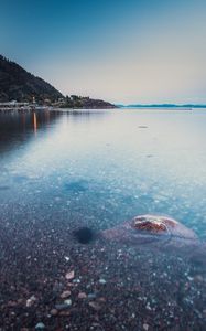 Превью обои побережье, море, галька, небо