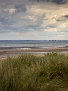 Превью обои побережье, пляж, море, лодка, пейзаж