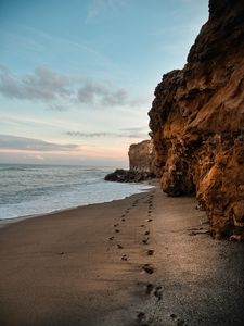 Превью обои побережье, скалы, море, песок, небо