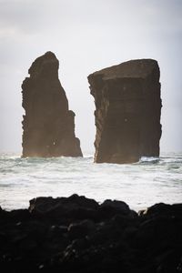 Превью обои побережье, скалы, море, вода