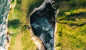 Превью обои побережье, скалы, вид сверху, море, прибой