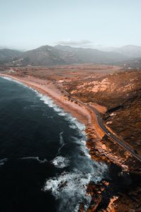 Превью обои побережье, вид сверху, море, пейзаж, холмистый, дорога