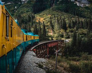 Превью обои поезд, горы, мост, деревья, природа