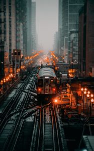 Превью обои поезд, железная дорога, рельсы, город, туман