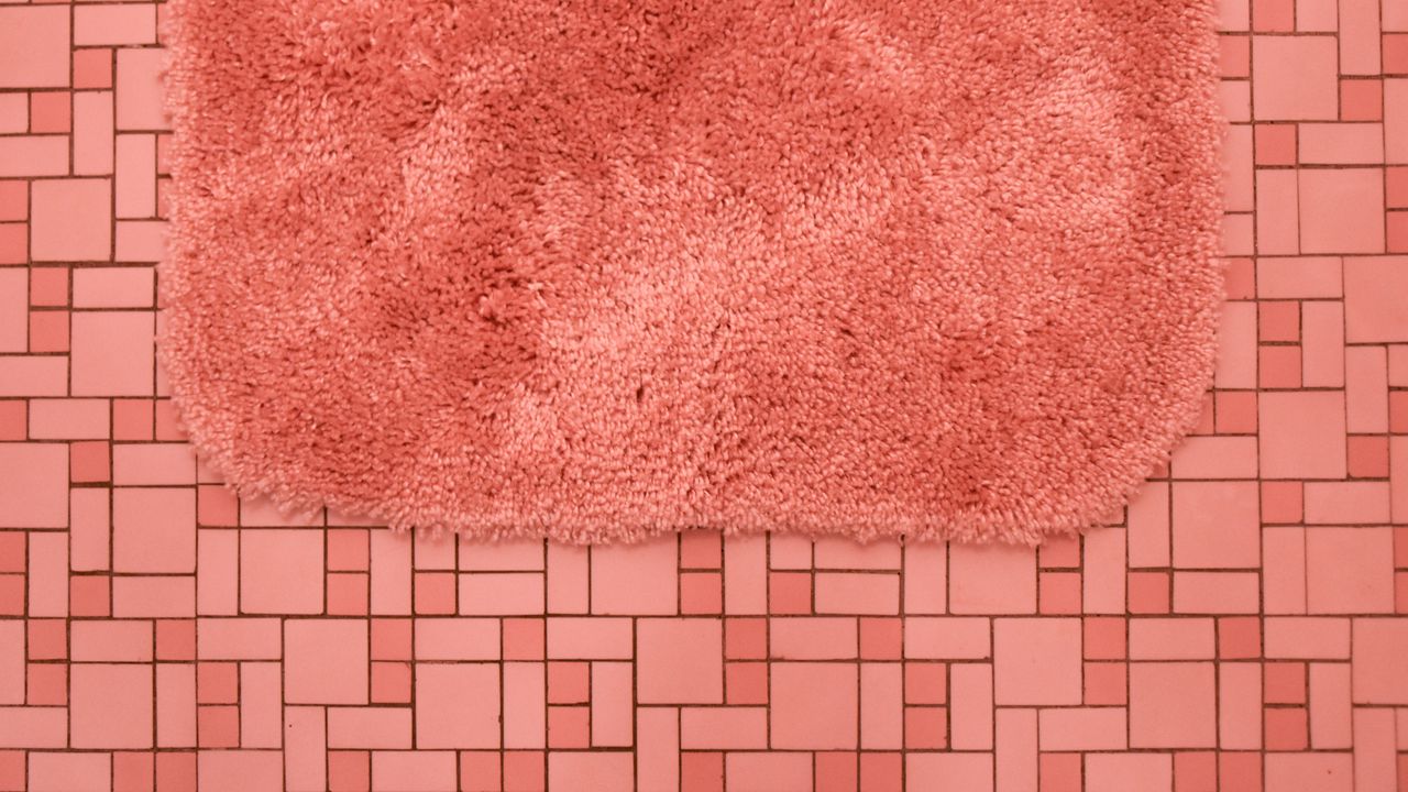 Обои пол, розовый, коврик, плитка