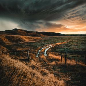 Превью обои поле, холмы, дорога, природа