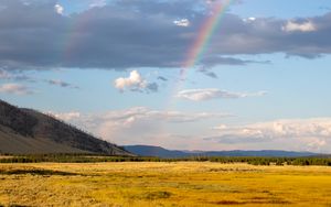 Превью обои поле, облака, радуга, природа