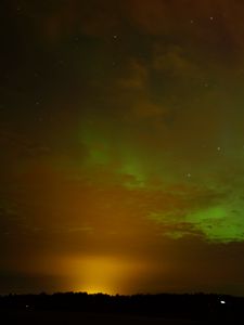 Превью обои поле, облака, закат, северное сияние, звезды, небо, темный