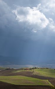 Превью обои поля, долина, здание, облака, пейзаж