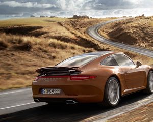 Превью обои porsche, 911, carrera 4, coupe, машина, вид сзади, дорога