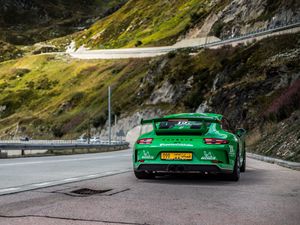 Превью обои porsche 911 gt3, porsche, спорткар, гонка, зеленый