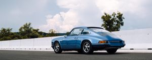 Превью обои porsche 911, porsche, автомобиль, вид сбоку, дорога, синий