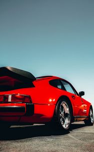 Превью обои porsche 911, porsche, автомобиль, красный, дорога, вид сзади