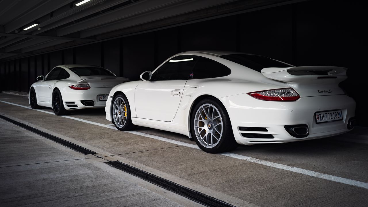 Обои porsche 911 turbo s, porsche, автомобиль, белый
