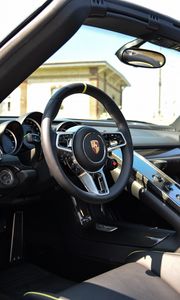 Превью обои porsche, автомобиль, руль, салон, панель