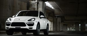 Превью обои porsche cayenne, porsche, машина, белый, вид спереди