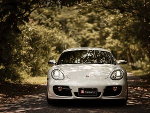 Превью обои porsche cayman s, porsche, машина, белый, вид спереди