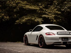 Превью обои porsche cayman s, porsche, машина, спорткар, белый, вид сбоку