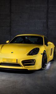 Превью обои porsche, cayman, желтый, вид спереди