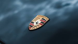 Превью обои porsche, логотип, машина, спорткар