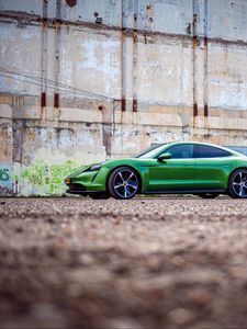 Превью обои porsche taycan, porsche, автомобиль, зеленый