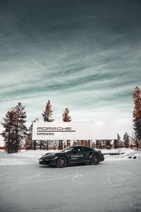 Превью обои porsche, вид сбоку, снег, зима