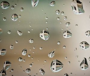 Превью обои после дождя, поверхность, вода, капли, отражение