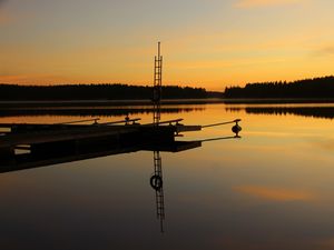 Превью обои пристань, река, лестница, сумерки