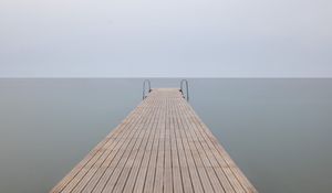 Превью обои пристань, вода, море, минимализм