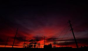 Превью обои провода, столбы, силуэты, темный, небо