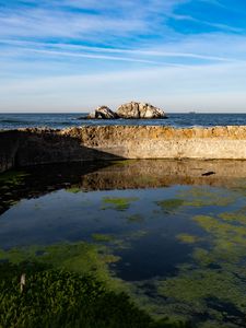 Превью обои пруд, вода, бетон, море, скалы