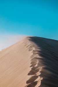 Превью обои пустыня, дюна, песок, следы