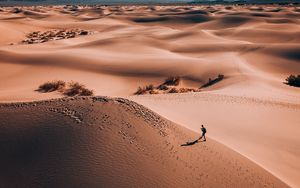 Превью обои пустыня, дюны, песок, холмы, силуэт