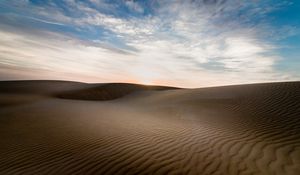 Превью обои пустыня, песок, дюны, волны, сумерки, пейзаж