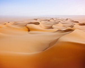 Превью обои пустыня, песок, горы