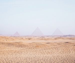 Превью обои пустыня, песок, пирамиды