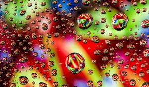 Превью обои пузыри, капли, разноцветный, жидкость, поверхность