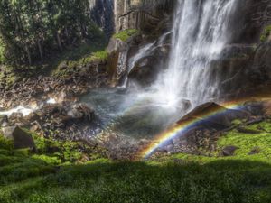 Превью обои радуга, водопад, струи, поток, сверху, камни, тень, влажность, цвета