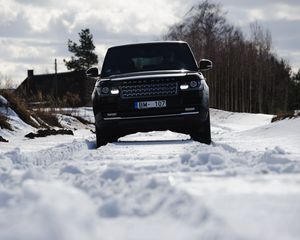 Превью обои range rover, автомобиль, внедорожник, черный, снег, зима