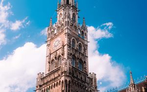 Превью обои ратуша, флаги, башня, часы, архитектура, облака