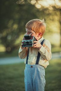 Превью обои ребенок, мальчик, фотоаппарат, фотограф, детство