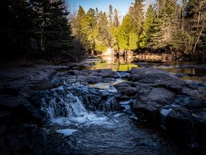 Превью обои река, деревья, лес, водопад, вода, пейзаж