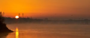 Превью обои река, деревья, туман, вечер, пейзаж
