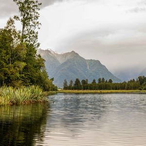 Превью обои река, горы, деревья, природа, пейзаж