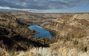Превью обои река, горы, каньон, облака, пейзаж