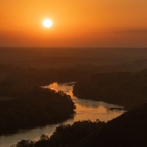 Превью обои река, изгибы, горизонт, солнце, рассвет, природа