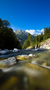 Превью обои река, камни, деревья, гора, вода, природа